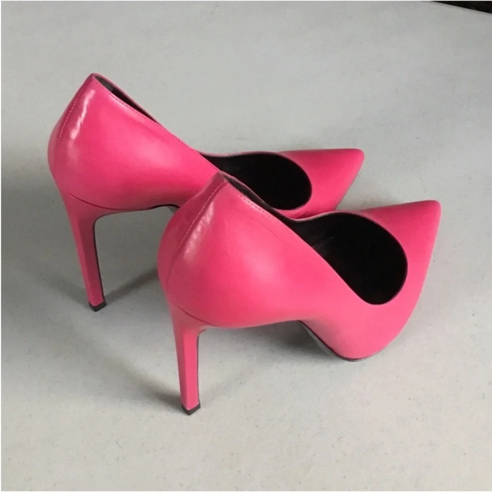 SAINT LAURENT AUTHENTIC COLOR FUCHSIA SLIM HEEL POINTY TOE LEATHER SIZE 38 - Picture 3 of 16